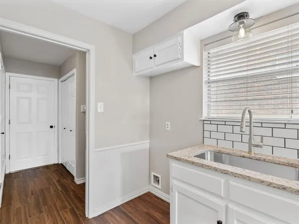 $2,400 | 5402 Rimrock Court, Arlington, TX 76017