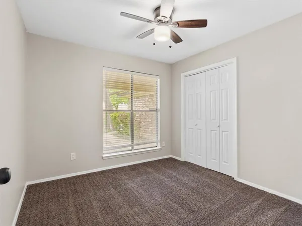 $2,400 | 5402 Rimrock Court, Arlington, TX 76017
