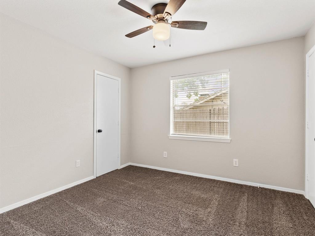5402 Rimrock Court Arlington, TX 76017 - Photo 23 of 30