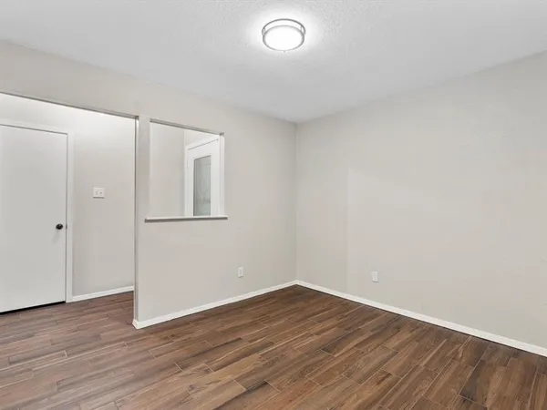 $2,400 | 5402 Rimrock Court, Arlington, TX 76017