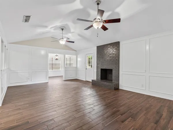 $2,400 | 5402 Rimrock Court, Arlington, TX 76017