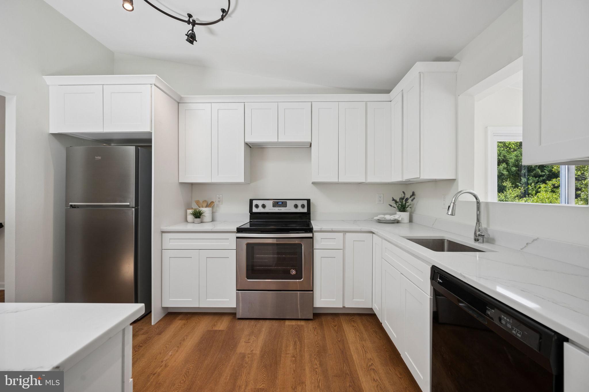1365 Moyer Road Annapolis, MD 21403 - Photo 4 of 67