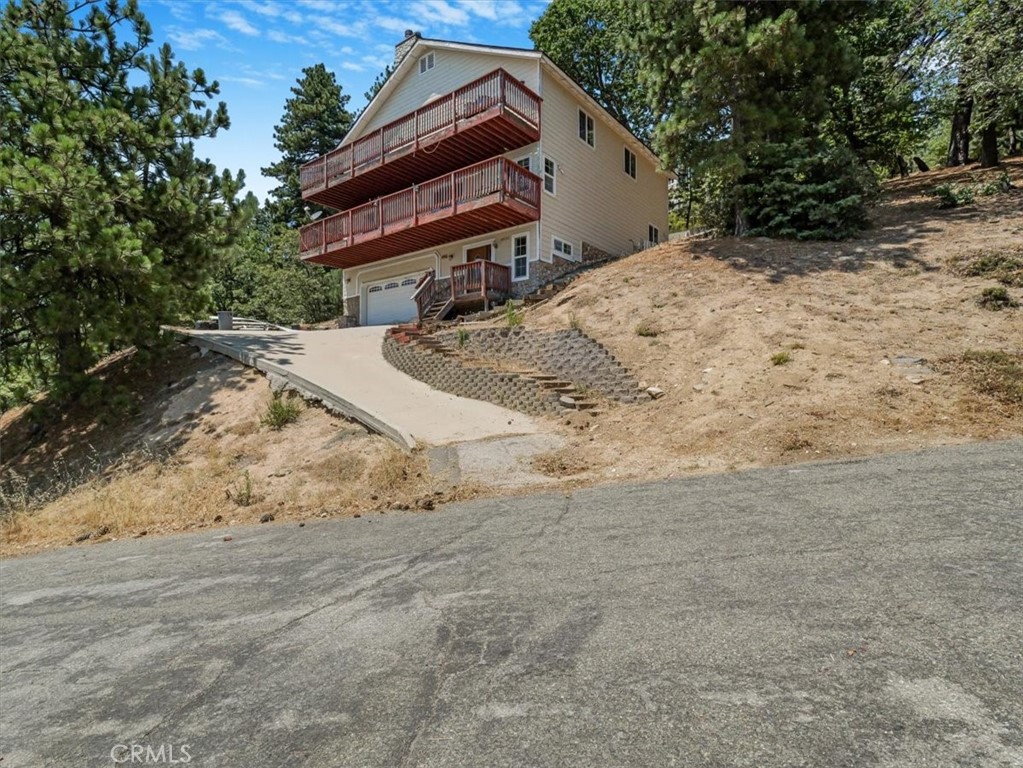30134 Enchanted Way Running Springs, CA 92382 - Photo 13 of 46
