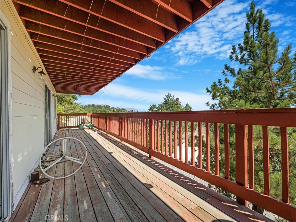 30134 Enchanted Way Running Springs, CA 92382 - Photo 38 of 46