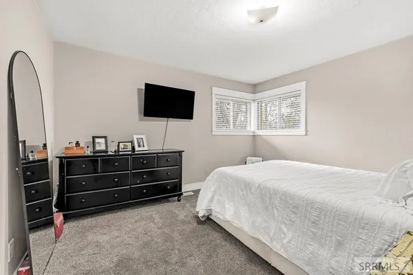 $575,000 | 806 650 East, Basalt, ID 83218