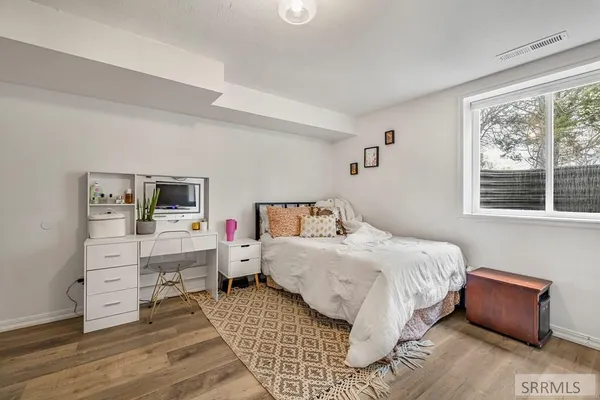 $575,000 | 806 650 East, Basalt, ID 83218