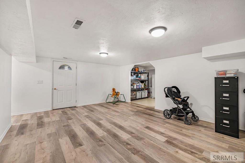 806 650 East Basalt, ID 83218 - Photo 30 of 42