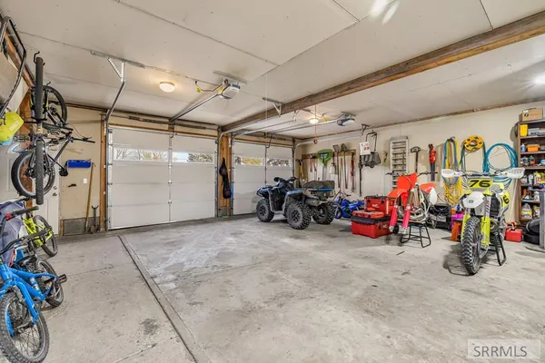 $575,000 | 806 650 East, Basalt, ID 83218