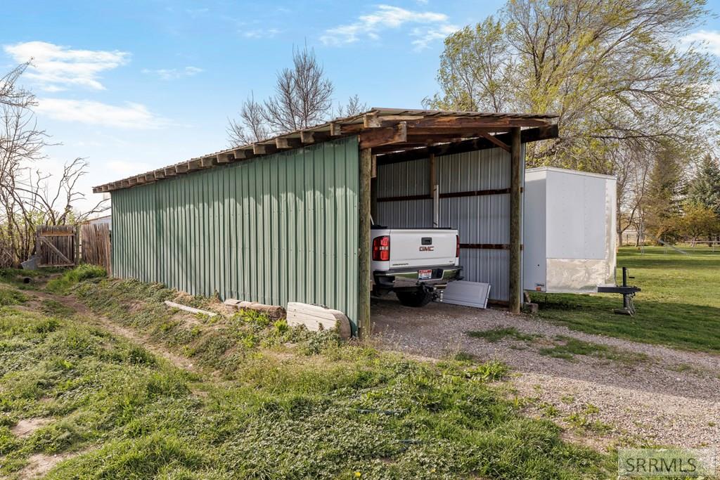 806 650 East Basalt, ID 83218 - Photo 37 of 42