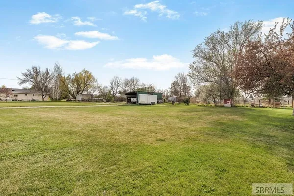 $575,000 | 806 650 East, Basalt, ID 83218