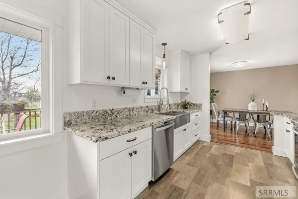 $575,000 | 806 650 East, Basalt, ID 83218