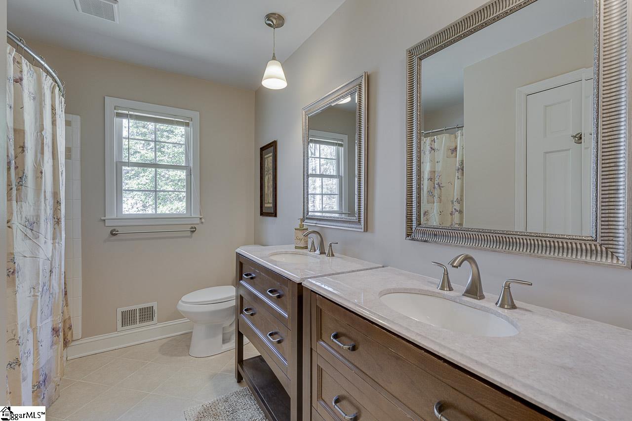 404 Holly Road Taylors, SC 29687 - Photo 22 of 44 Gallery Image 22