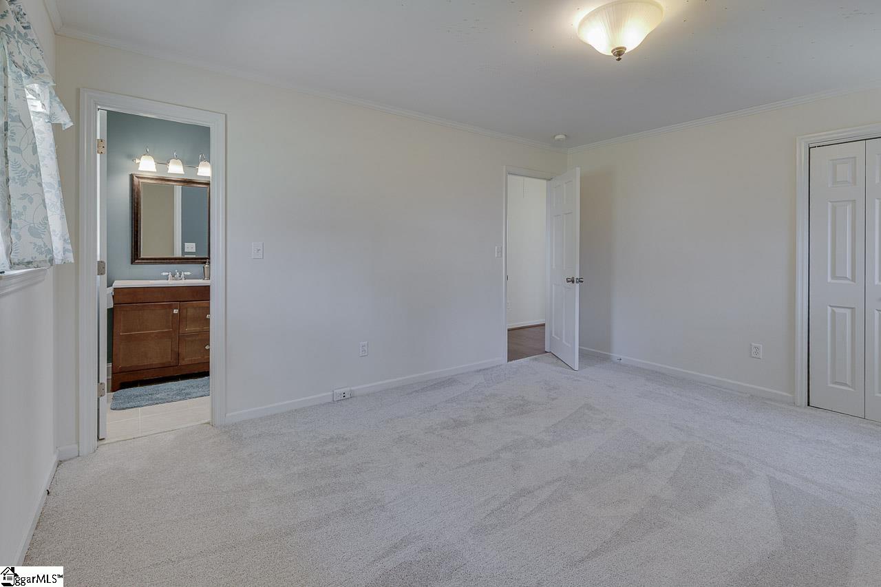 404 Holly Road Taylors, SC 29687 - Photo 26 of 44 Gallery Image 26