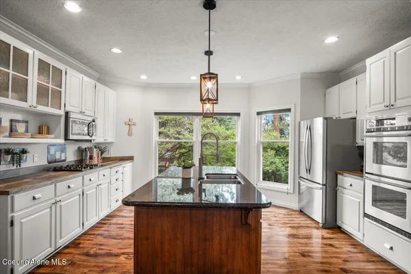 $784,000 | 10569 North Friar Drive, Unit B, Hayden, ID 83835