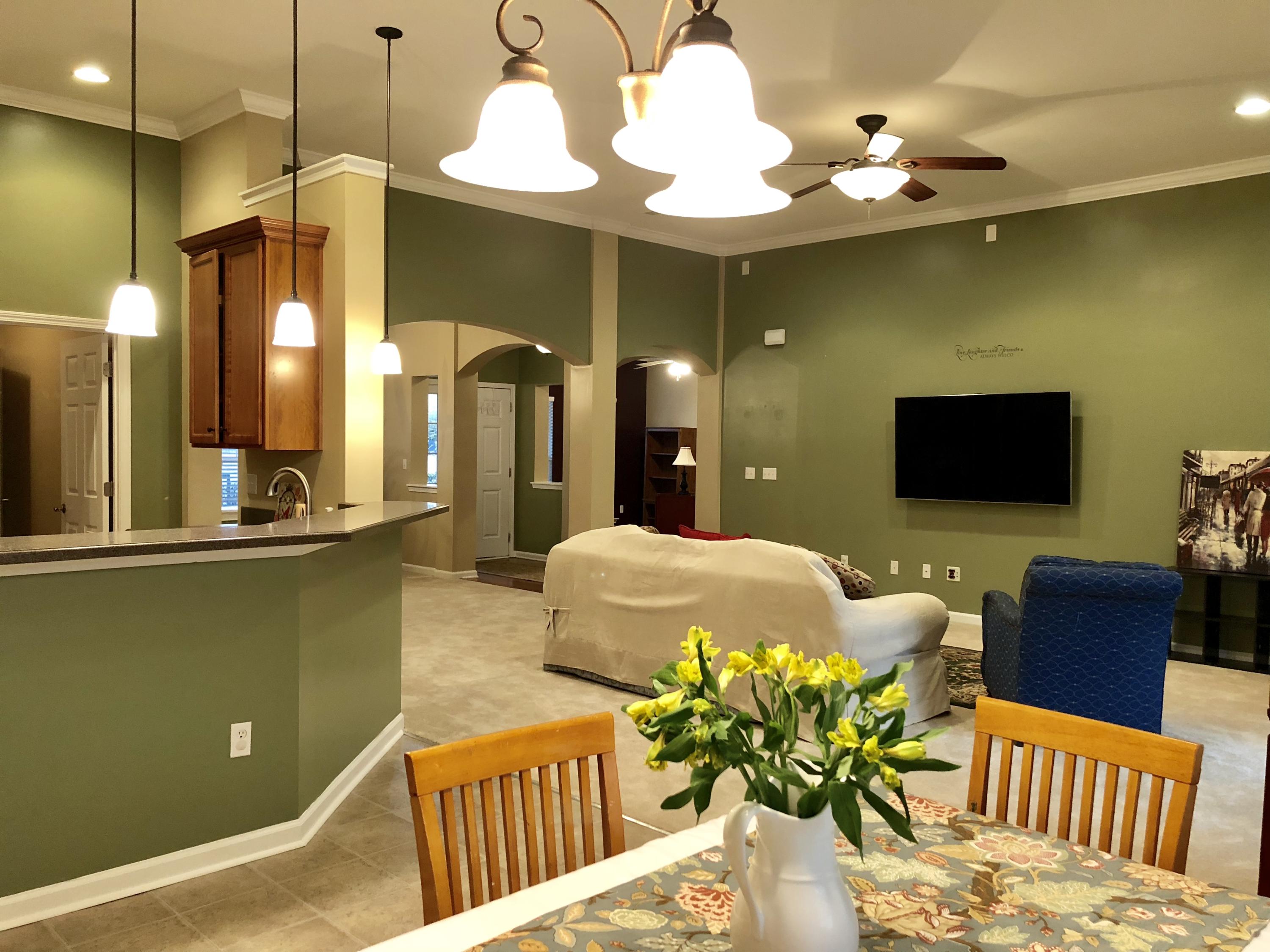 1502 Marsh Reed Court Hanahan, SC 29410 - Photo 11 of 42 74B58609-FCCA-4E08-A98D-F66CDA119BAB