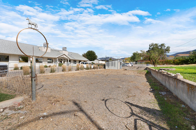 88 West 700 South Payson, UT 84651 - Photo 19 of 27 View of yard
