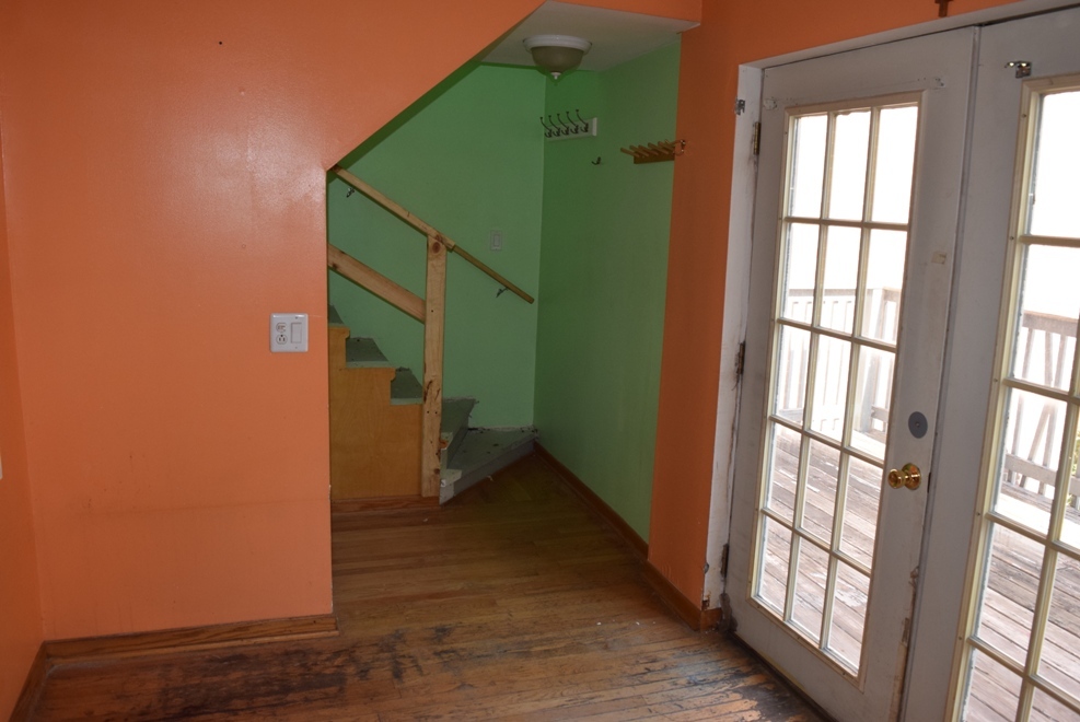 4519 North Western Avenue Chicago, IL 60625 - Photo 16 of 25 a view of entryway