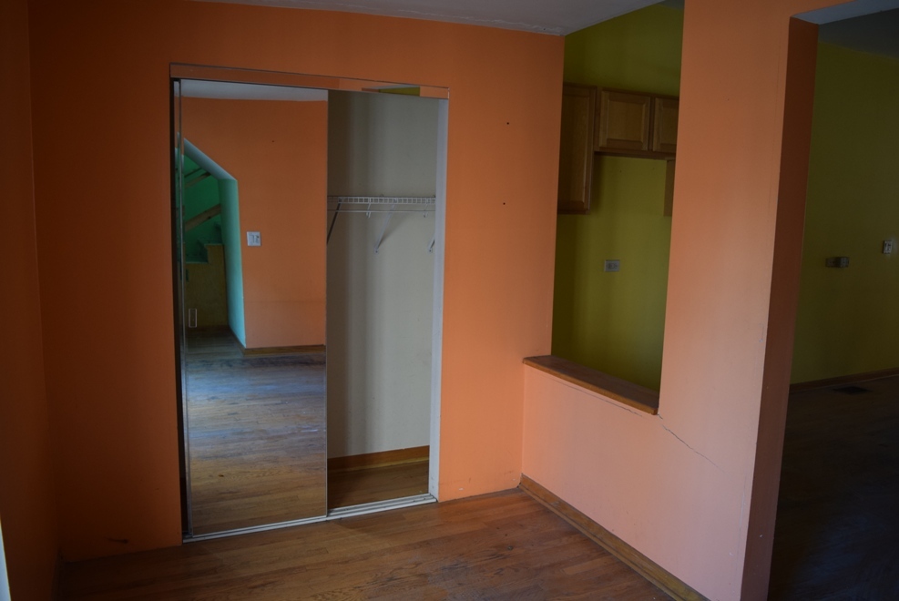 4519 North Western Avenue Chicago, IL 60625 - Photo 17 of 25 an empty room with wooden floor and closet