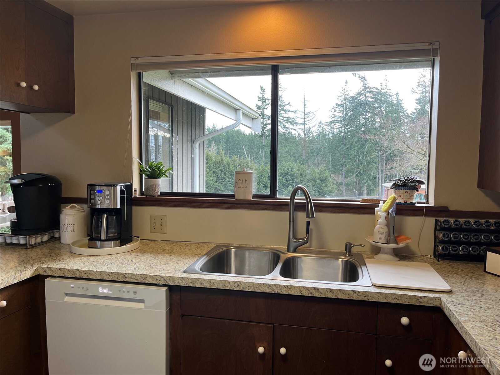615 Arrowhead Road Camano Island, WA 98282 - Photo 32 of 40