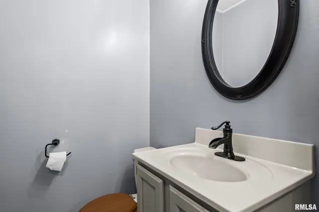 $259,900 | 21 Red Oak Lane, Springfield, IL 62712