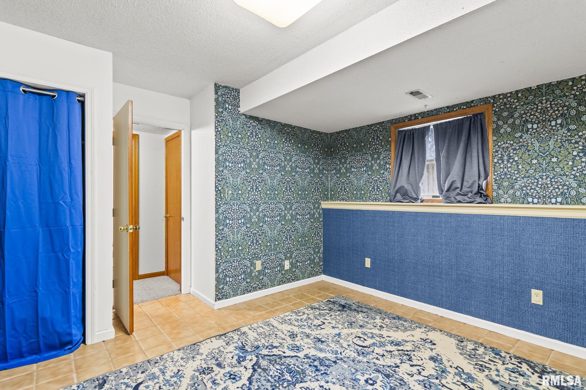 21 Red Oak Lane Springfield, IL 62712 - Photo 34 of 41