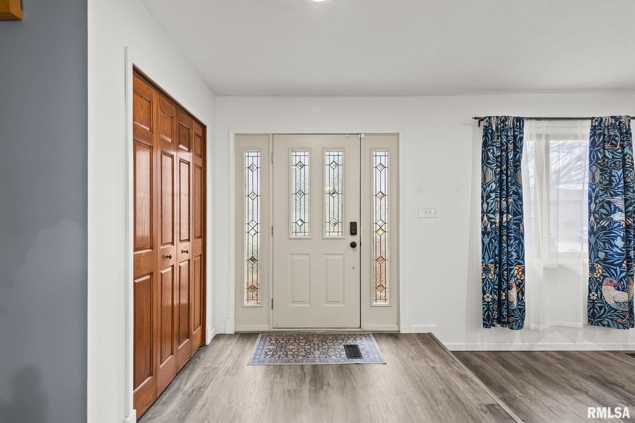 21 Red Oak Lane Springfield, IL 62712 - Photo 6 of 41