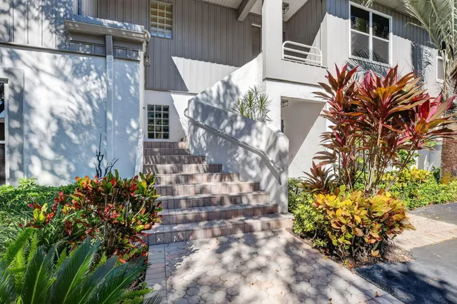 $688,000 | 20220 Boca W Drive, Unit 303, Boca Raton, FL 33434