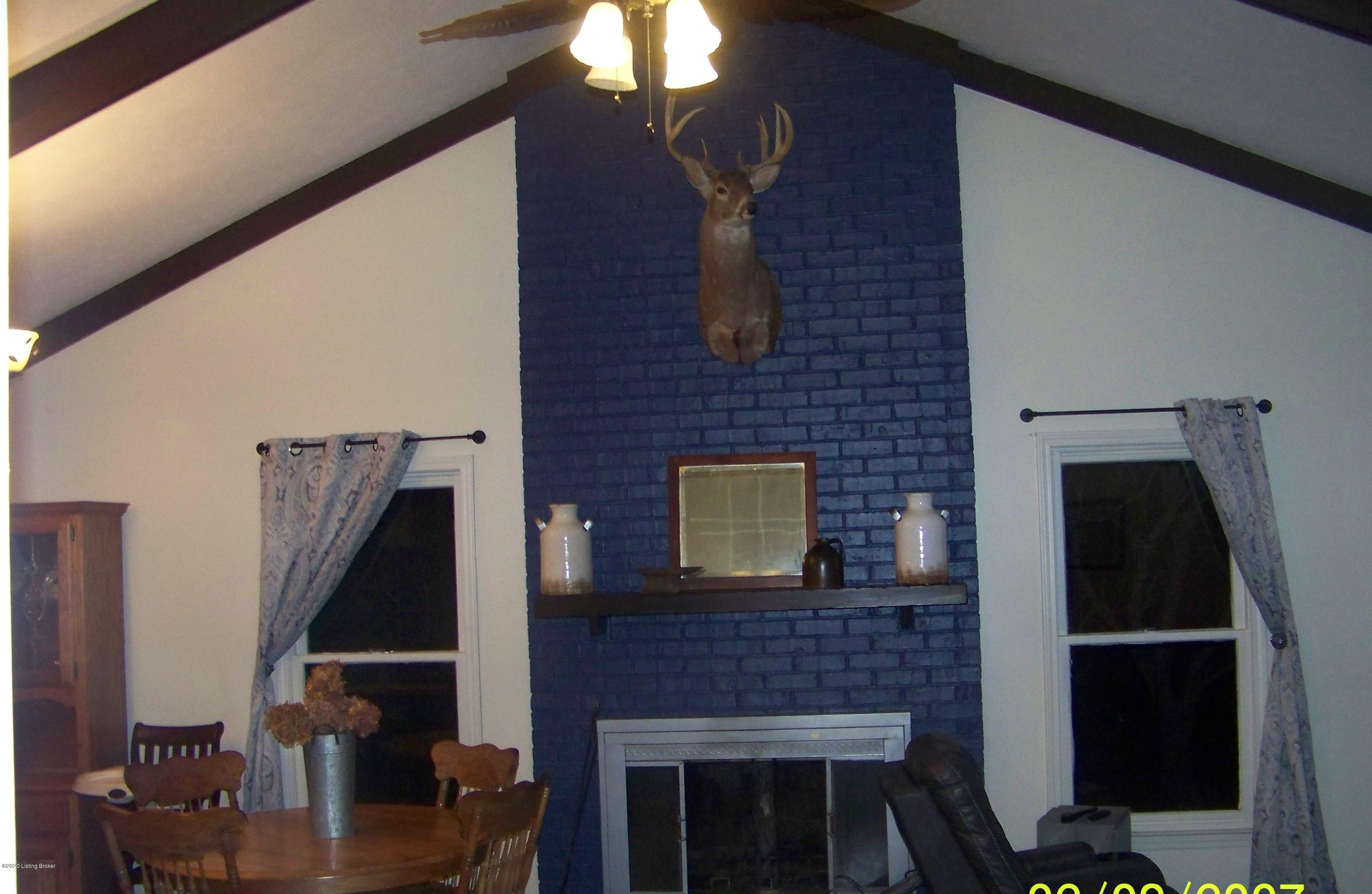 842 Plum Ridge Road Taylorsville, KY 40071 - Photo 5 of 20 Great Room