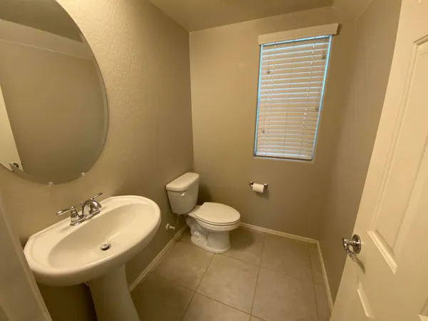 $1,900 | 7363 West Cambridge Avenue, Phoenix, AZ 85035