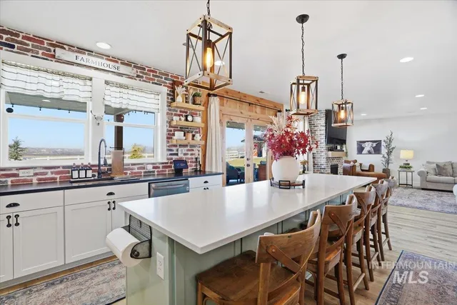 $1,050,900 | 2462 Succor Creek Road, Homedale, ID 83628