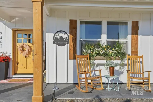 $1,050,900 | 2462 Succor Creek Road, Homedale, ID 83628