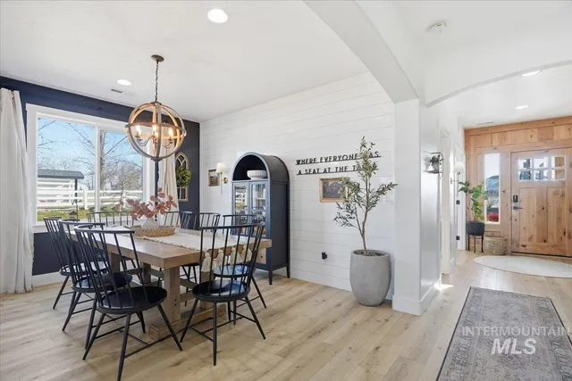 $1,050,900 | 2462 Succor Creek Road, Homedale, ID 83628