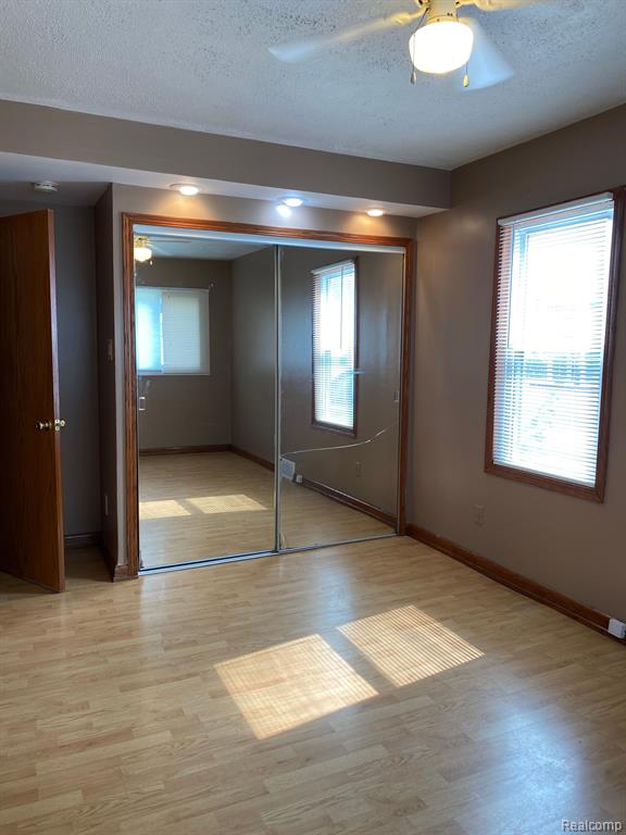 8302 Toepfer Road Warren, MI 48089 - Photo 6 of 17