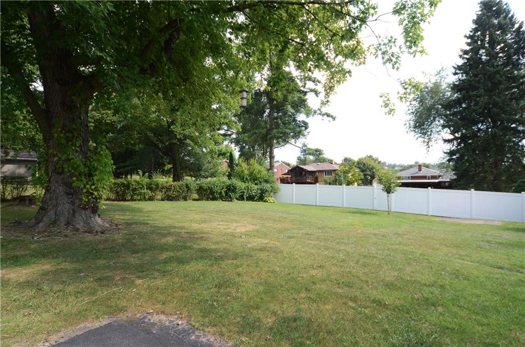 13 Bellview Drive McKees Rocks, PA 15136 - Photo 21 of 25 rear yard