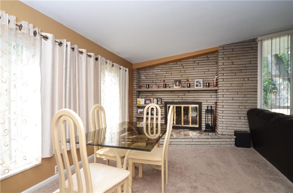 13 Bellview Drive McKees Rocks, PA 15136 - Photo 7 of 25