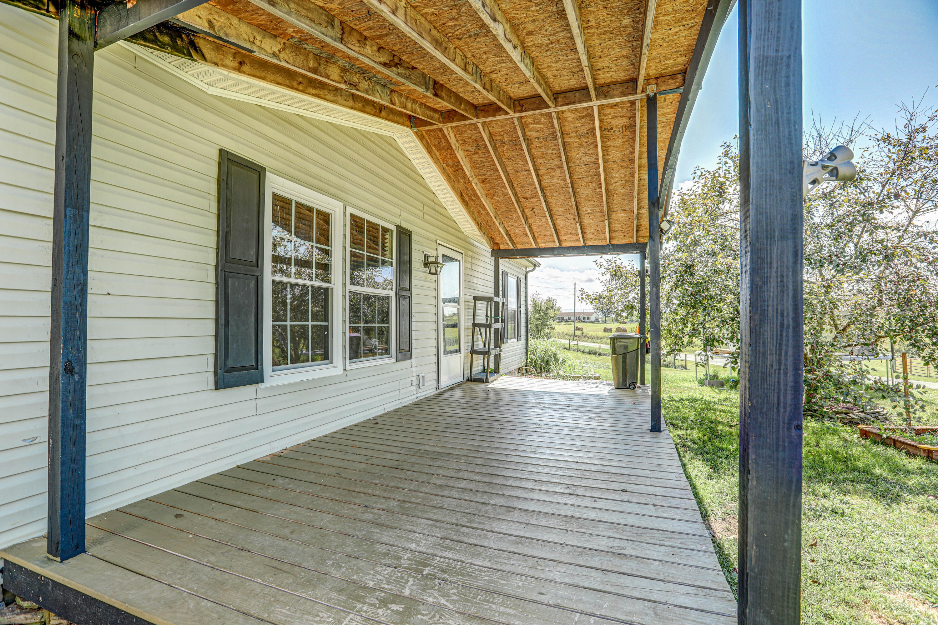 450 Billy Bible Road Greeneville, TN 37745 - Photo 5 of 44 B42A5191_2_3_4_5
