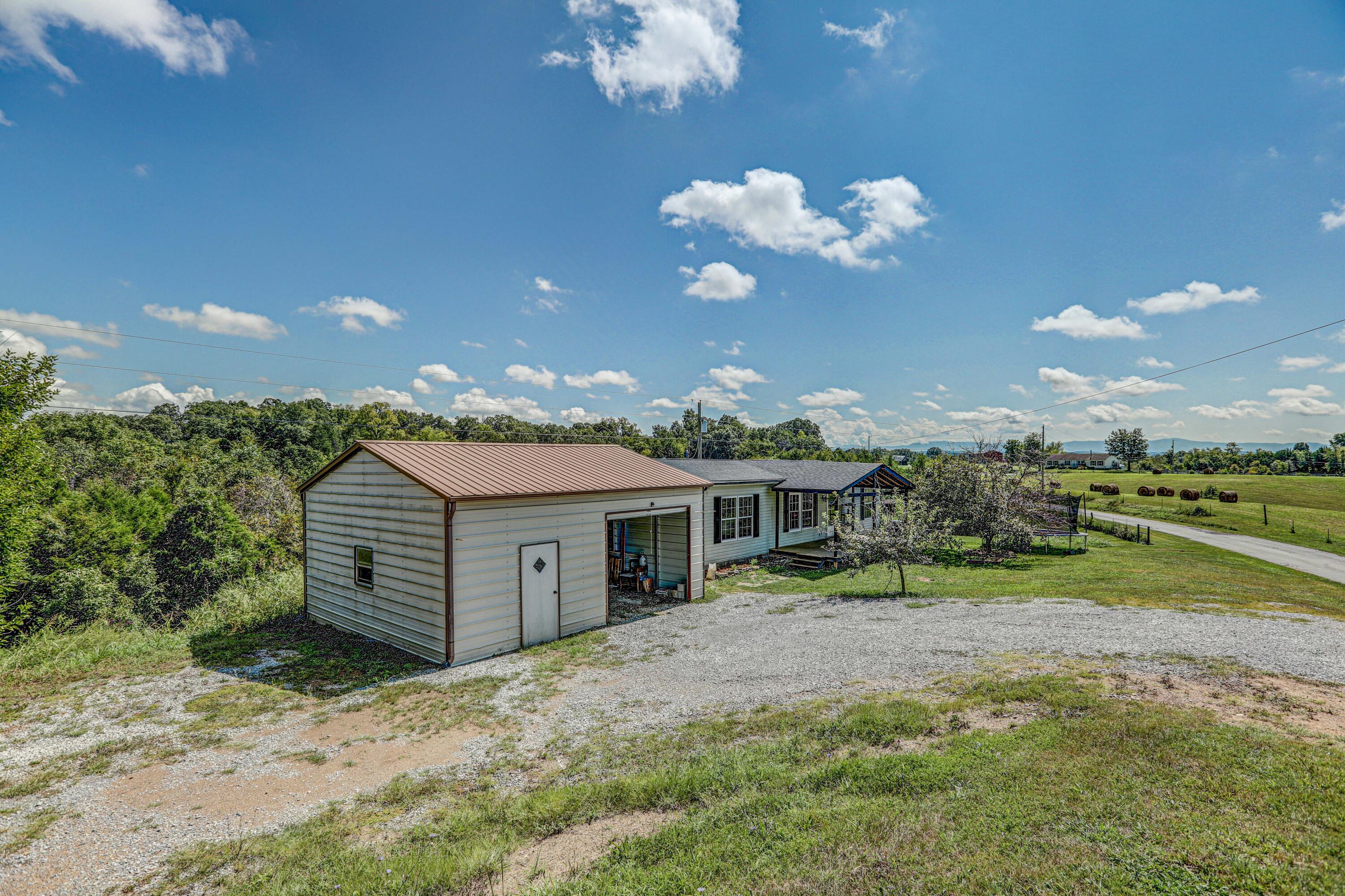 450 Billy Bible Road Greeneville, TN 37745 - Photo 6 of 44 B42A5176_77_78_79_80