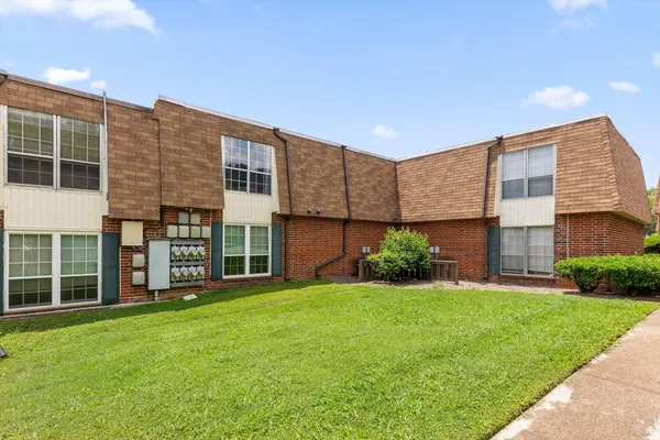 $154,000 | 900 Mountain Creek Road, Unit P234, Chattanooga, TN 37405