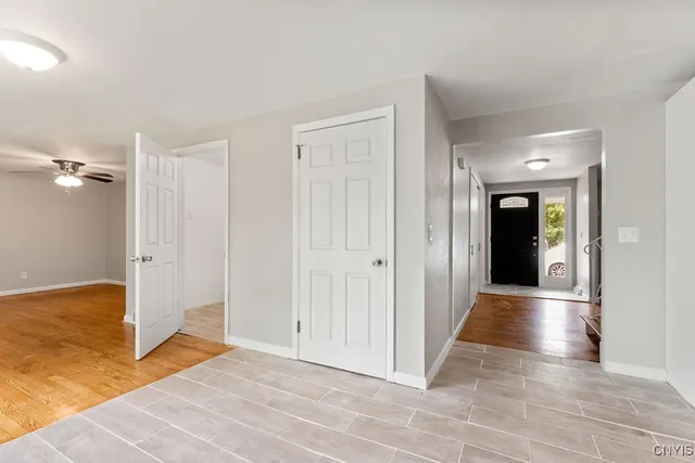 $2,800 | 117 Treeland Circle, Geddes, NY 13219