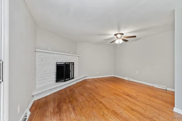 $2,800 | 117 Treeland Circle, Geddes, NY 13219