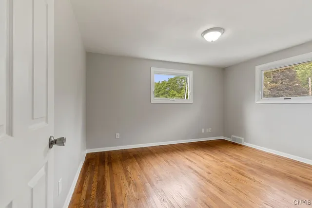 $2,800 | 117 Treeland Circle, Geddes, NY 13219