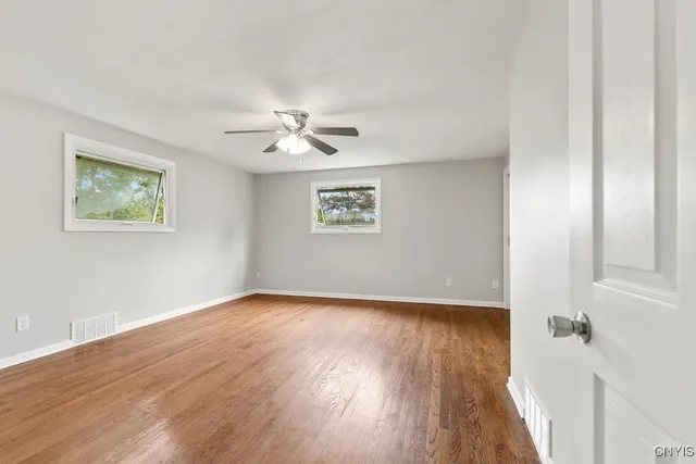 $2,800 | 117 Treeland Circle, Geddes, NY 13219