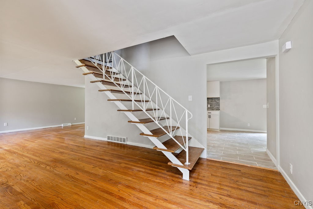 117 Treeland Circle Geddes, NY 13219 - Photo 10 of 39