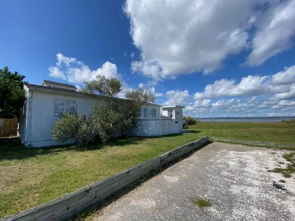 $1,900,000 | 836 D Dune Road, Westhampton Beach, NY 11978
