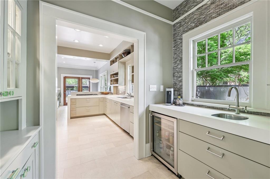 429 Adams Street Decatur, GA 30030 - Photo 19 of 100
