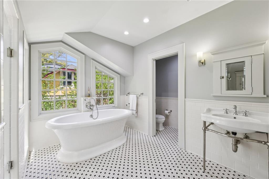 429 Adams Street Decatur, GA 30030 - Photo 35 of 100
