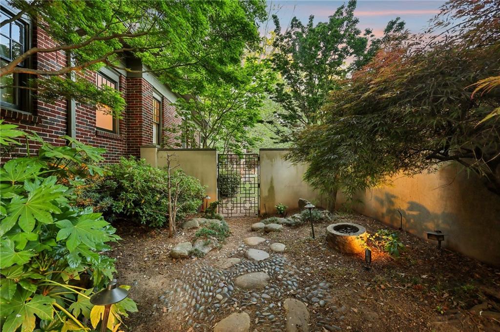 429 Adams Street Decatur, GA 30030 - Photo 73 of 100