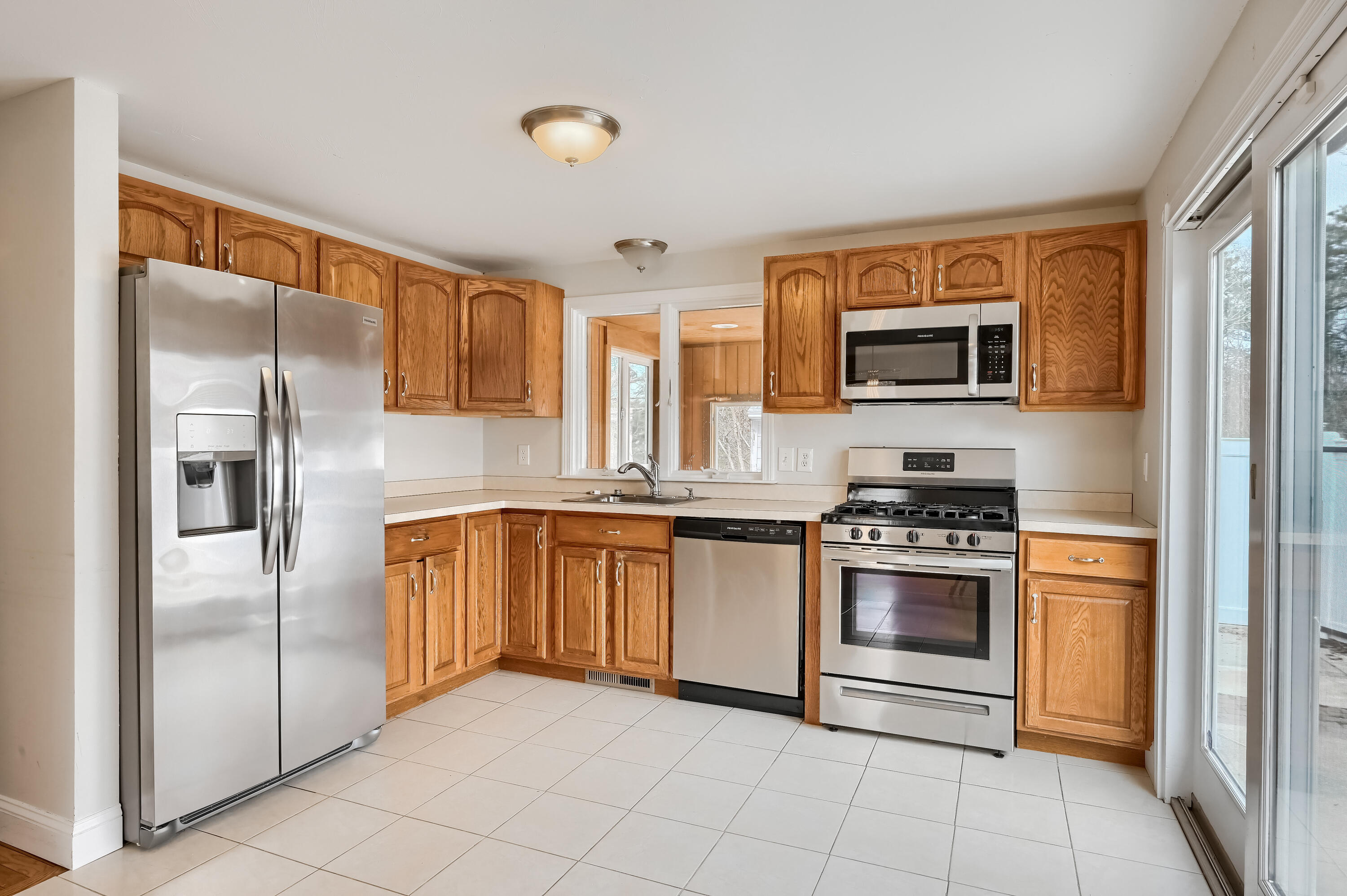 23 County Road Mashpee, MA 02649 - Photo 15 of 45 02_Kitchen_DSC_1619