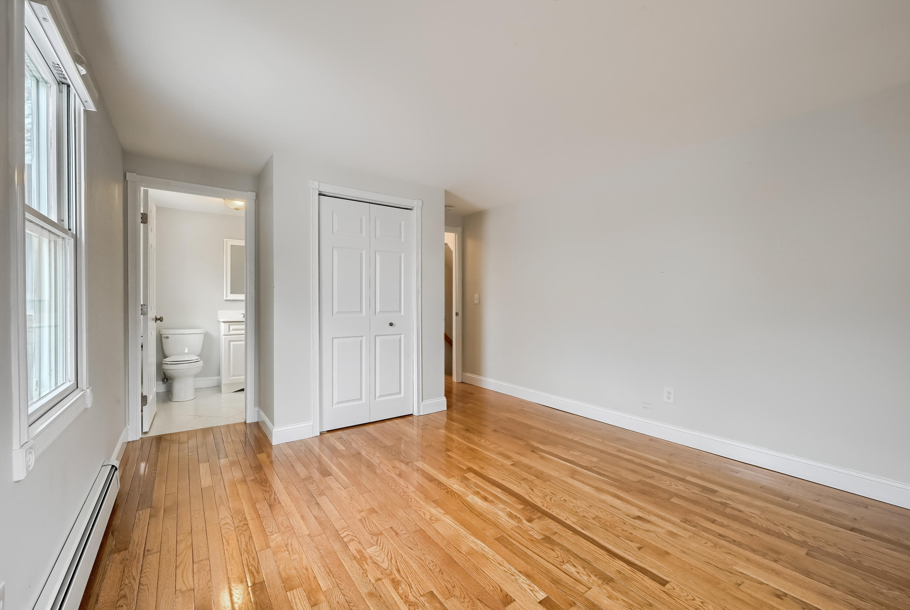 23 County Road Mashpee, MA 02649 - Photo 21 of 45 04_Main_Bedroom_DSC_1674