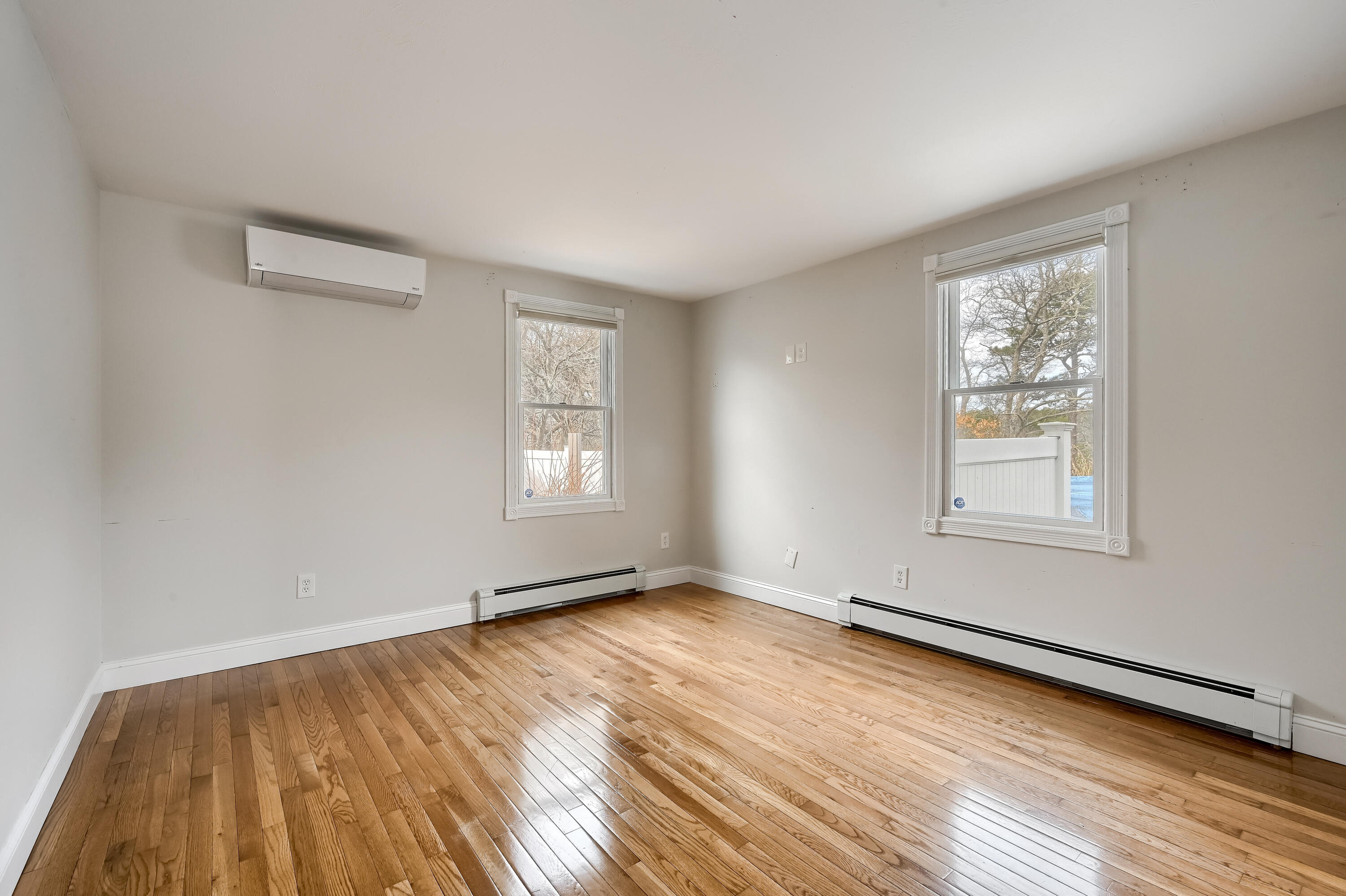 23 County Road Mashpee, MA 02649 - Photo 34 of 45 04_Main_Bedroom_DSC_1659